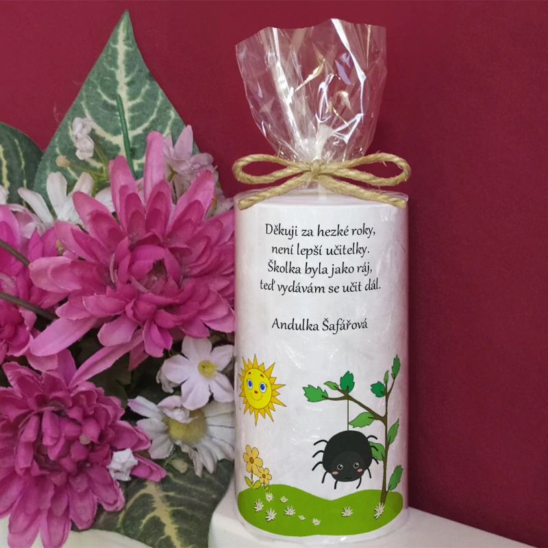 PAVOUČEK - palmová svíčka pro učitelku ze školky