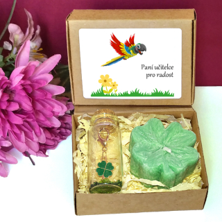 PAPOUŠEK I - čtyřlístky pro štěstí